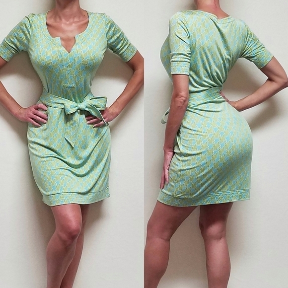 Rare Lilly Pulitzer Stretchy Silk Green Blue Houndstooth V-neck Belted Dress 4 - Picture 1 of 11